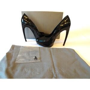 Alexander McQueen Women's Patent Leather Platform Bowed Pumps Sz 38 NIB 980